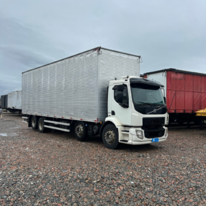Volvo VM 330