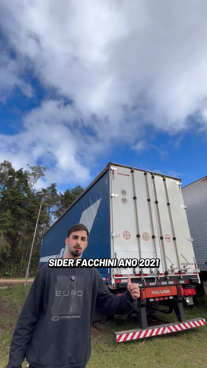 Instagram post from balcaminhoes. This post is in position 1.