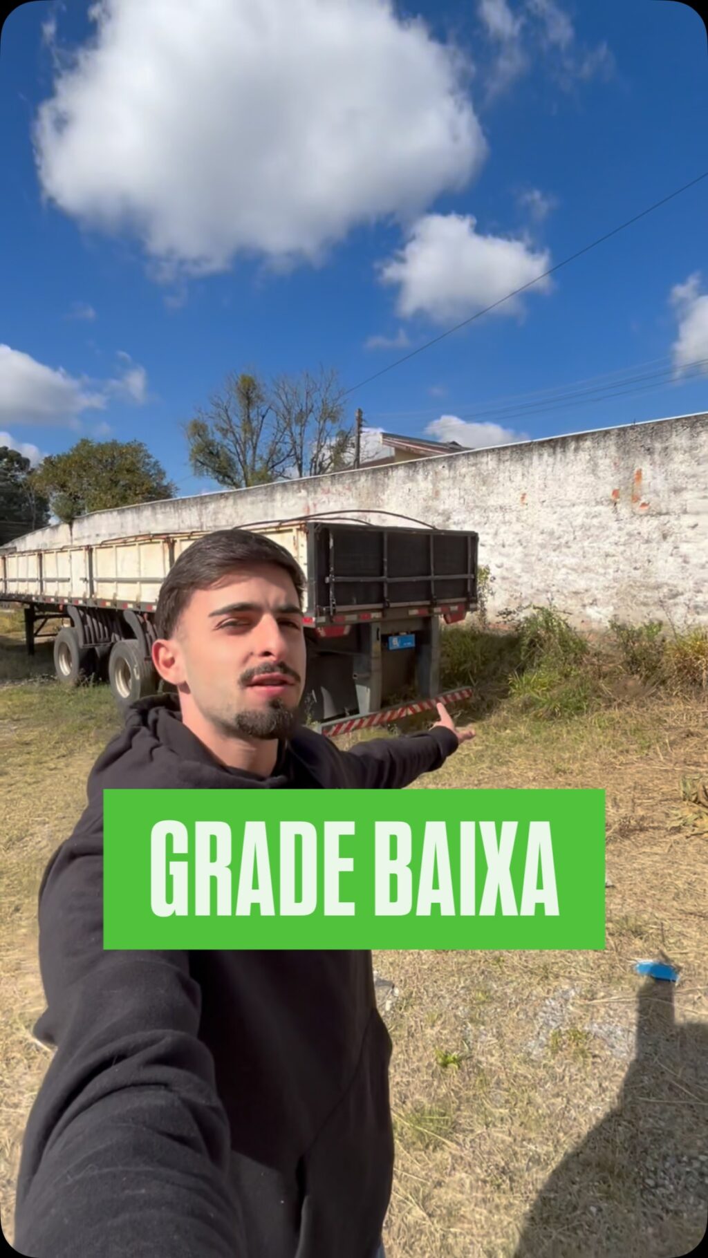 Instagram post from balcaminhoes. This post is in position 4.